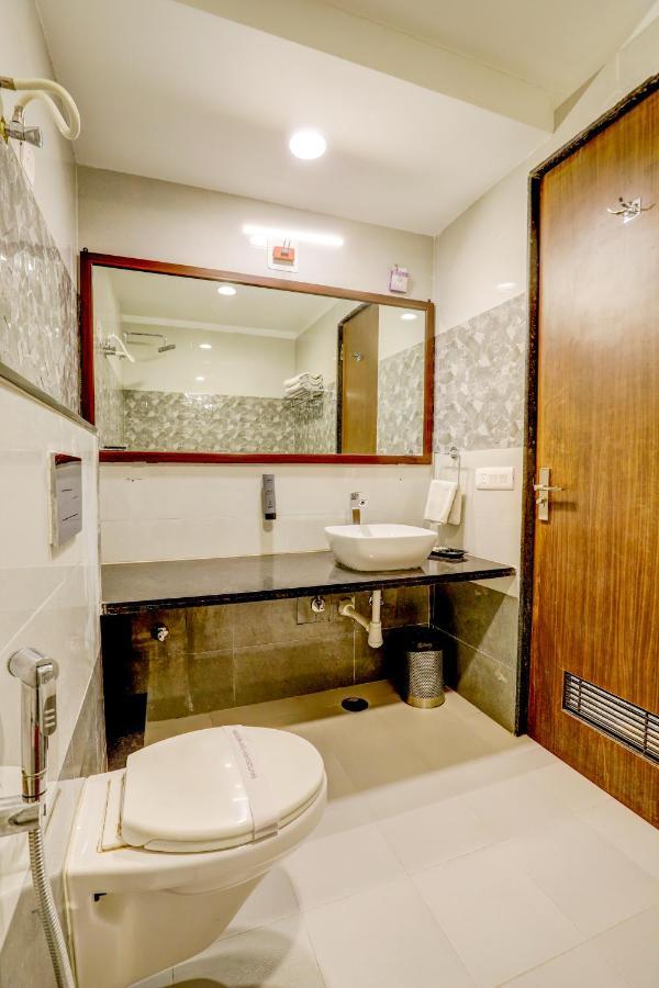 Hotel Shree Nanda Udaipur Eksteriør bilde