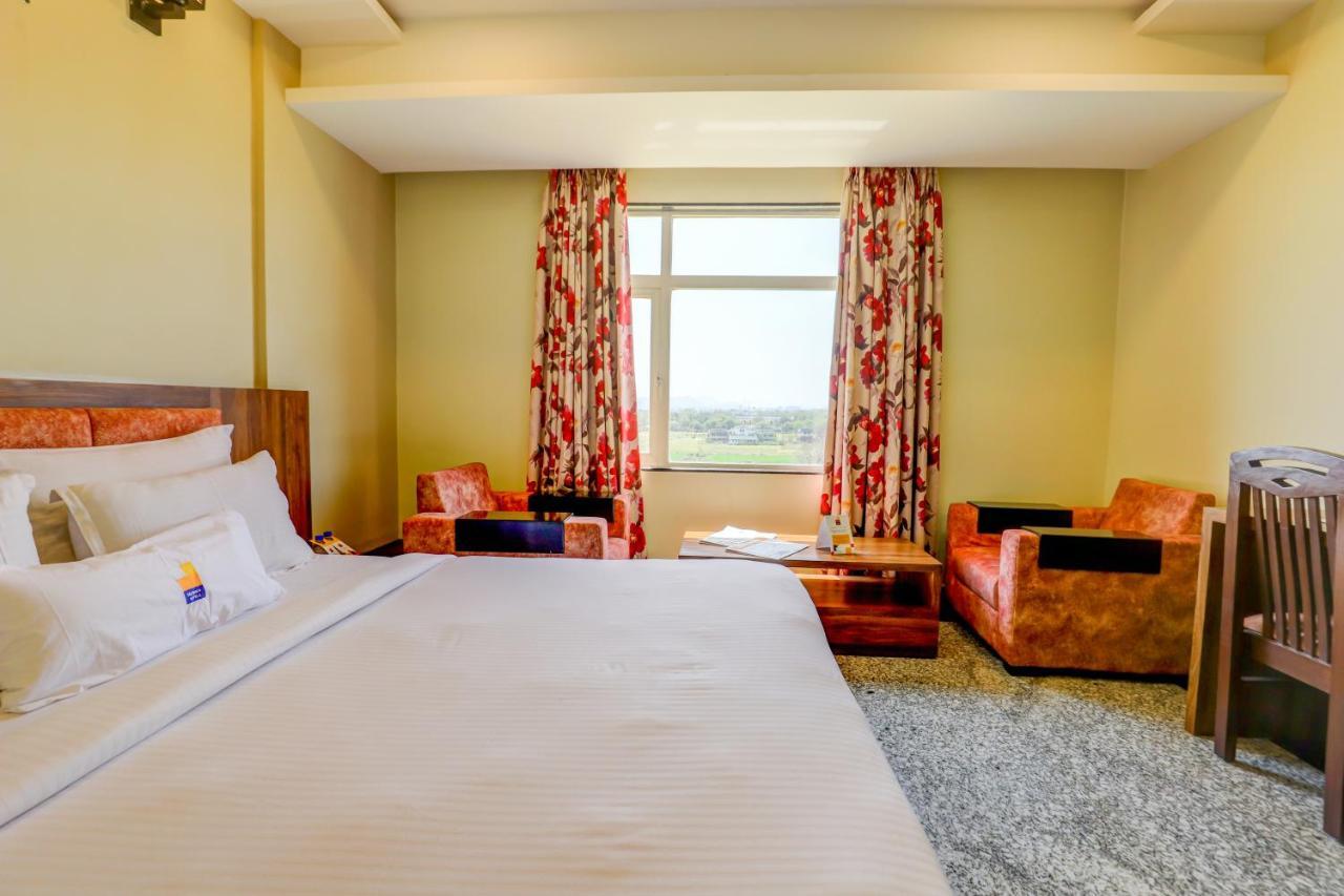 Hotel Shree Nanda Udaipur Eksteriør bilde