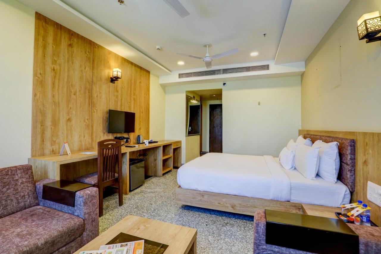 Hotel Shree Nanda Udaipur Eksteriør bilde